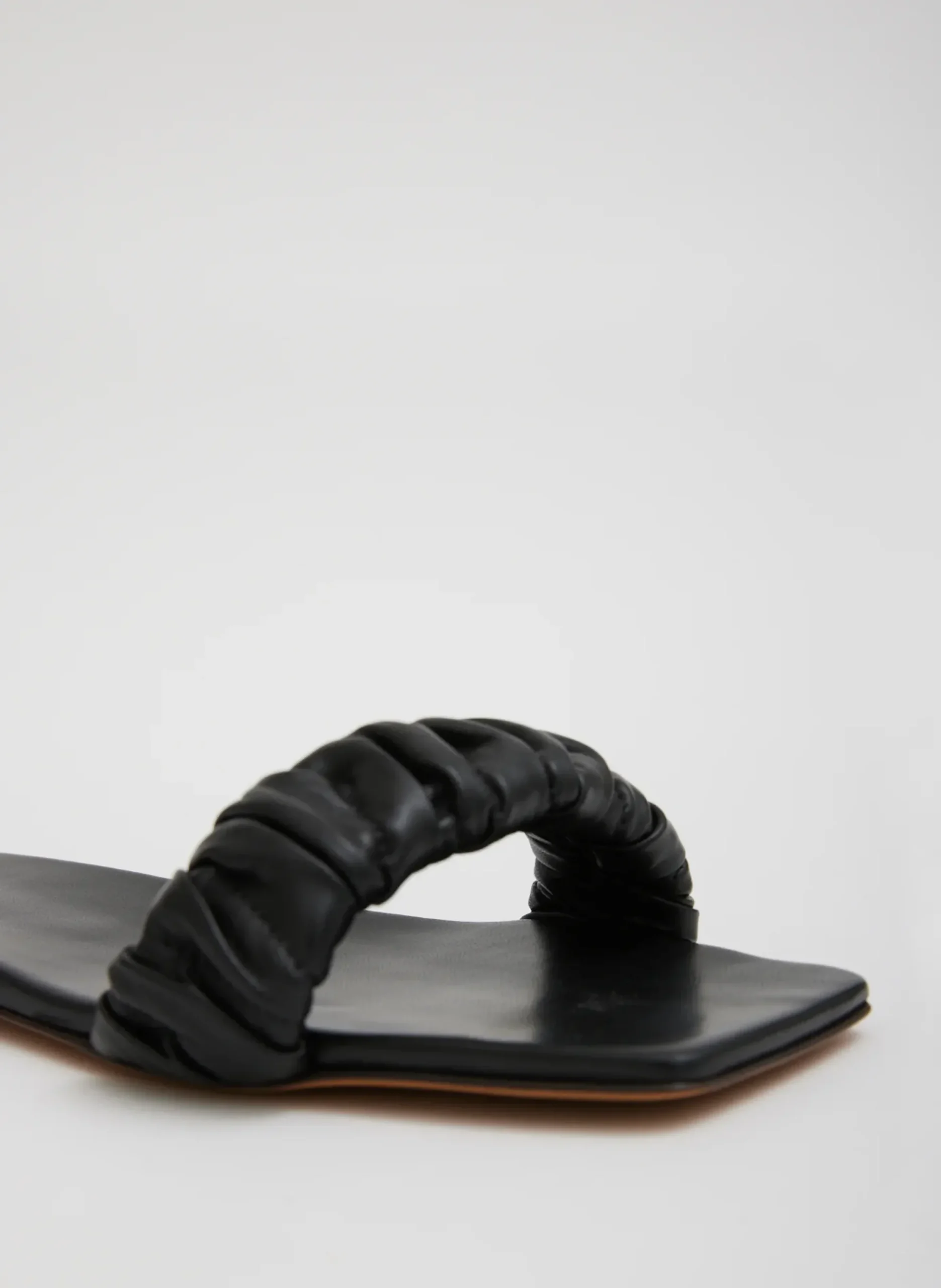 Jordan Nappa Sandal-Tibi Best
