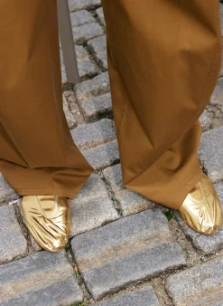 Metallic Mikhail Flat-Tibi New